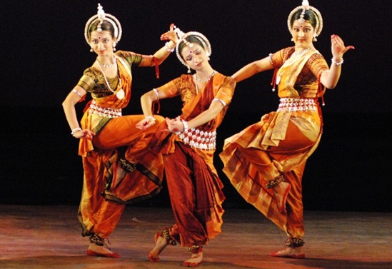 traditional indian dance bharatanatyam